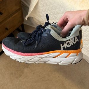 HOKA Clifton 7 Women’s Running Shoes
